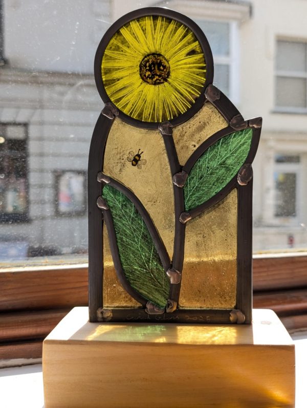 The Bloom and The Bee - The Flower Collection from Cariad Glass