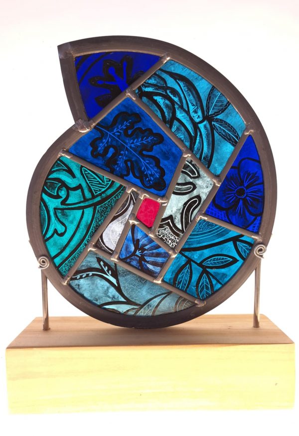 Timber mounted hand painted Ammonite - Blue Mystery - Image 4